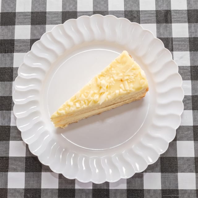 Limoncello Cake.