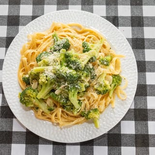 Pasta With Broccoli, Garlic & Oil Monday Special