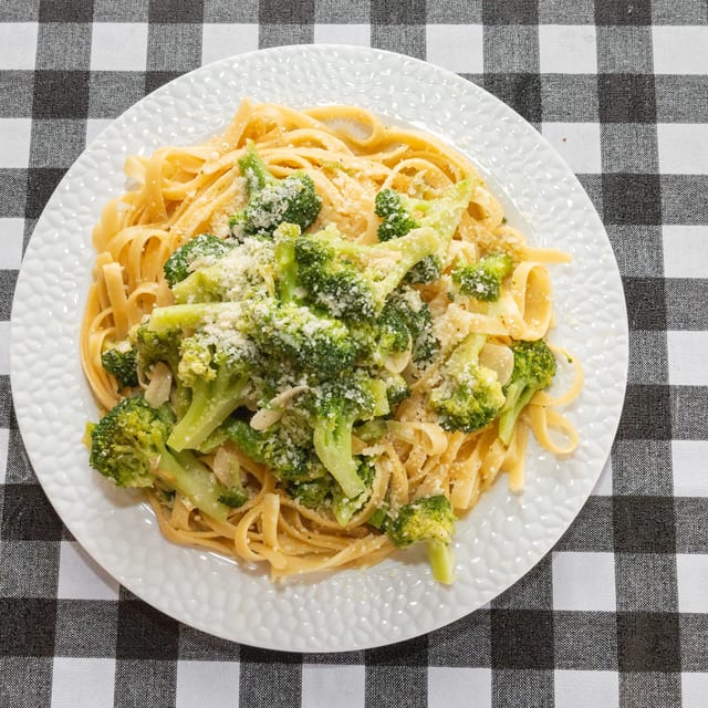 Pasta With Broccoli, Garlic & Oil.